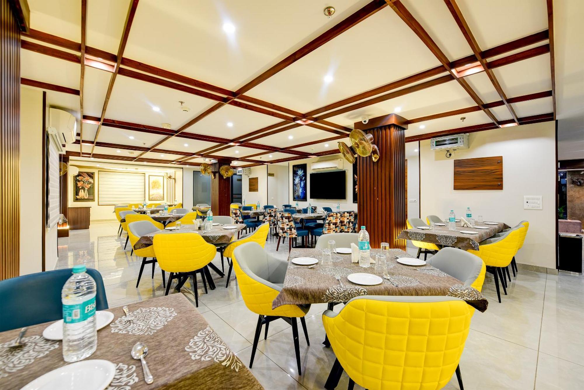Airport Le Premier, New Delhi Hotel Bagian luar foto