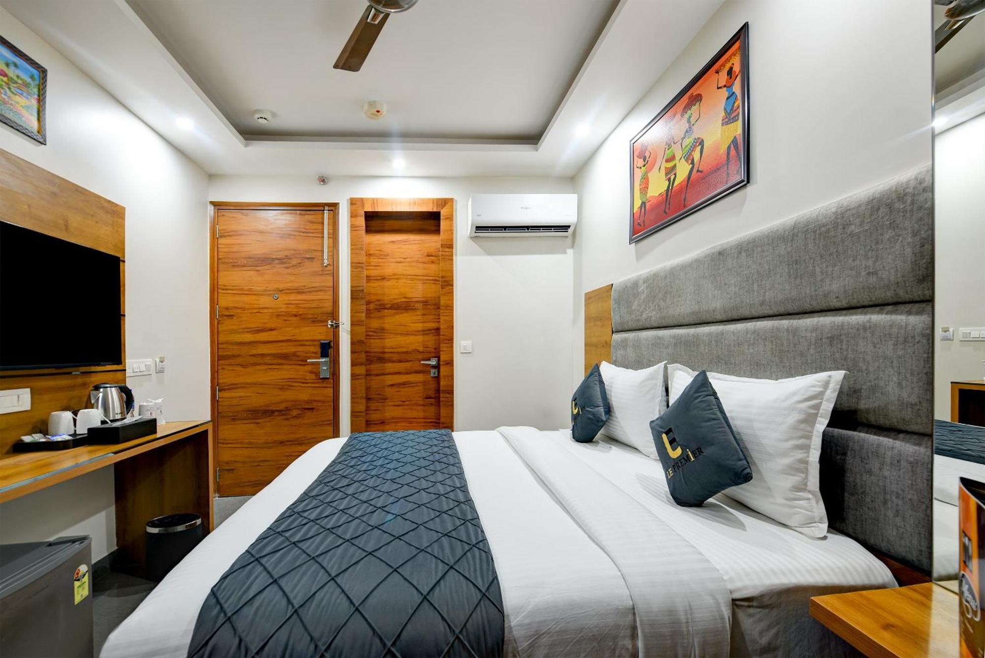 Airport Le Premier, New Delhi Hotel Bagian luar foto